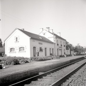 Leignon - SNCB Z03468C (2).jpg